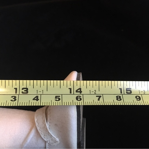 Vintage Religious Girl Porcelain Doll - Picture 10 of 11